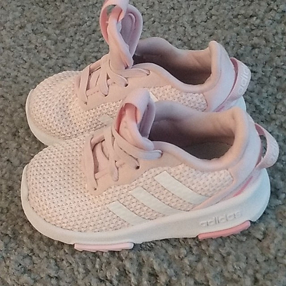 Adidas Tennis Shoes